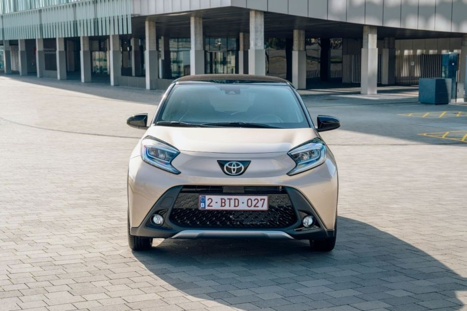 Toyota Aygo X: test av en kompakt stadsbil