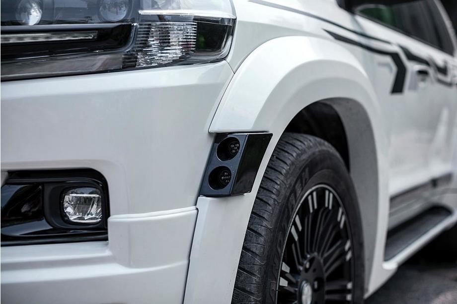 Toyota Land Cruiser 200 2007–2021 Skärmbreddarkit Wald (2016+) Image