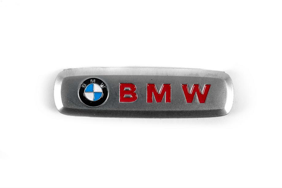 BMW Aluminiumemblem för bilmattor (1 st) Foto 2