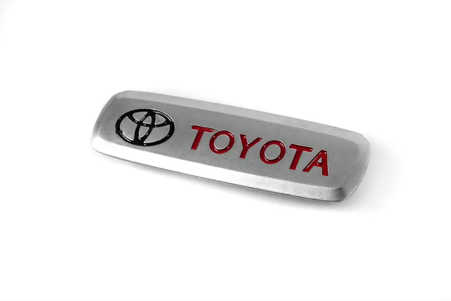 Toyota Aluminiumemblem för bilmattor (1 st) Image