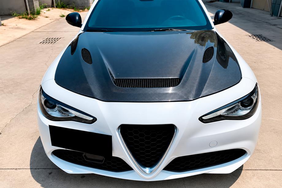 Alfa Romeo Giulia 2016–2022 Motorhuv V1 (Carbon) Foto 2