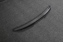 Audi A4 B9 2015–2024 V4 spoiler (för Sedan, kolfiber) foto 9