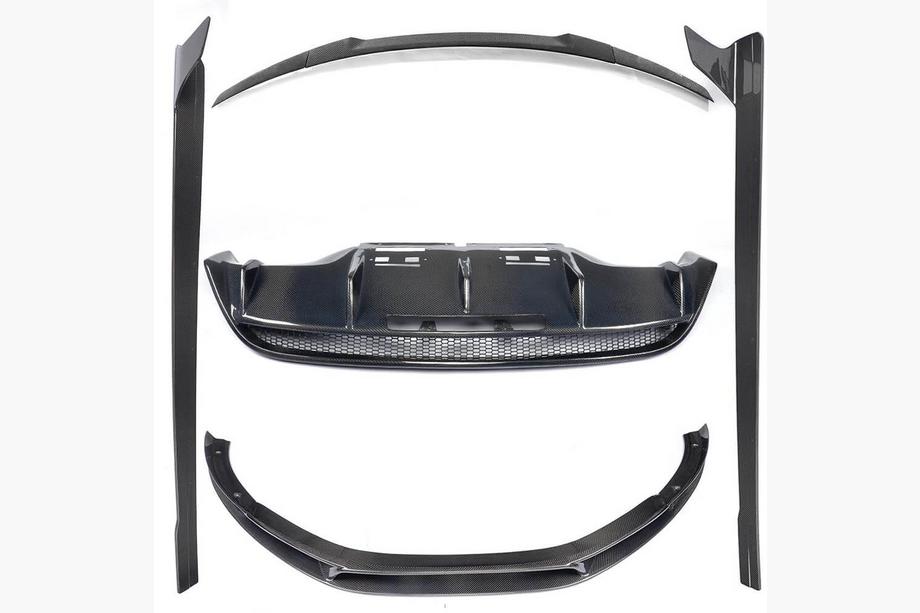 Audi R8 2006–2015 Bodykit-set (kolfiber) Foto 1