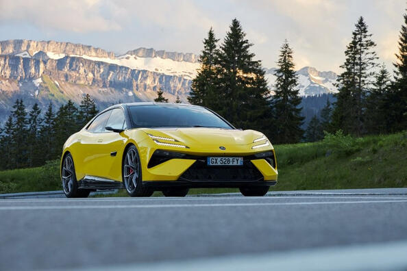 Test av Lotus Emeya