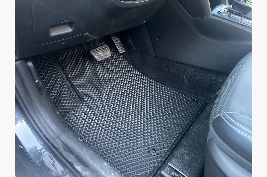 Hyundai Kona 2017–2023 EVA-mattor (Bensin, Svart) Image