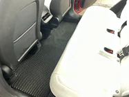 Tesla Model Y 2020– EVA-golvmattor för kupén (2020-2024, Svart) foto 4