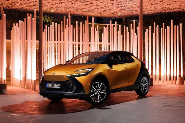 Test: den stilrena hybridcrossovern Toyota C-HR i andra generationen