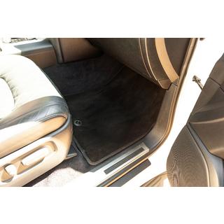 Premium textilmattor V-2 (2012-2021, svart) Toyota Land Cruiser 200 2007–2021 foto 2