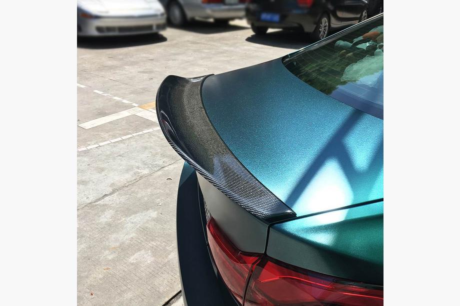 BMW 4-serie F32/F33/F36 2012–2020 Spoiler V5 (för F32, kolfiber) Foto 3