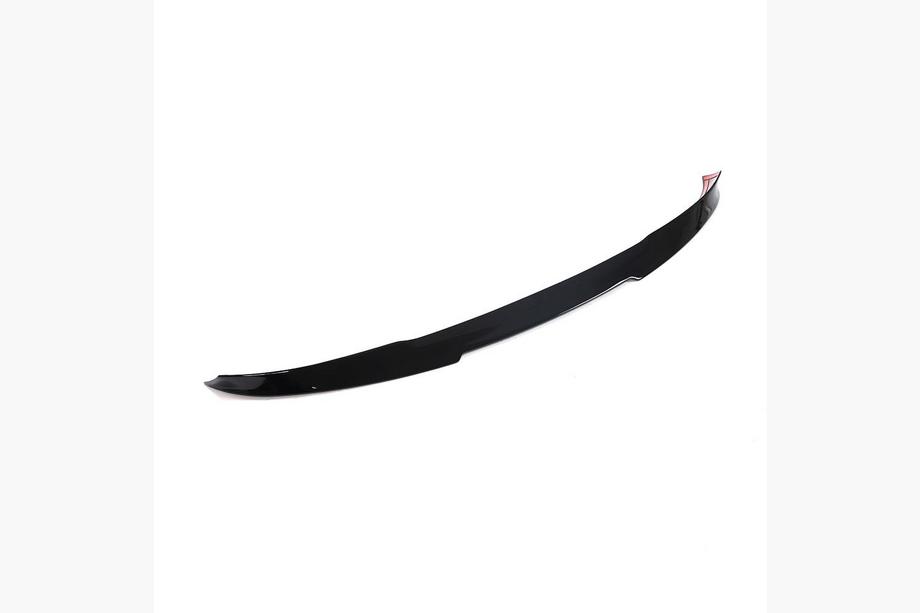 BMW 4-serie F32/F33/F36 2012–2020 Bakluckespoiler Carbon V8 (för F36) Image