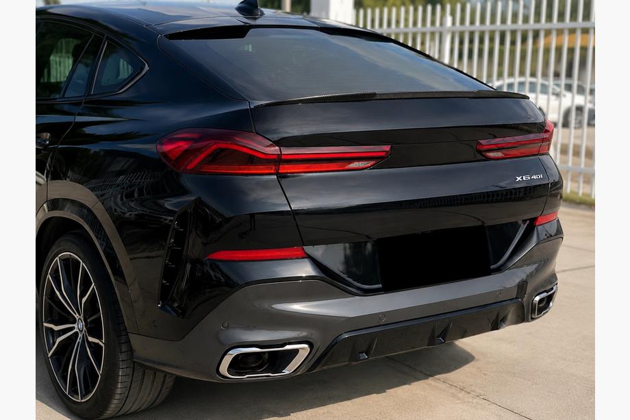 BMW X6 G06 2019–2027 M4-Style bakspoiler (kolfiber) Image