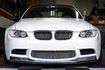 BMW 3-serien E92/E93 2006–2013 Frontläpp till stötfångare AK-Style (för M3, kolfiber) foto 4