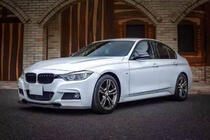 BMW 3-serien F30/F31 2012–2019 Frontläpp till främre stötfångare FRP V3 (M-Performance) foto 6