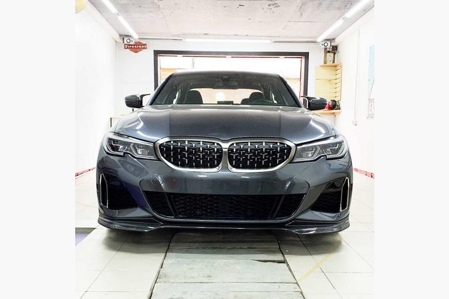 BMW 3-serien G20/G21 2018– Frontsplitter Lip V3 (för M-Sport 2018-2022, kolfiber) Foto 1