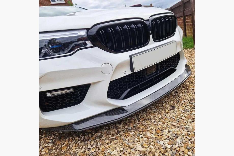 BMW 5-serien G30/G31 2017–2023 Frontläpp till stötfångare Lip V3 (för M5 F90 2017-2020, kolfiber) Foto 2
