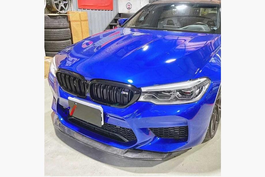 BMW 5-serien G30/G31 2017–2023 Frontläpp till stötfångare Lip V3 (för M5 F90 2017-2020, kolfiber) Foto 3