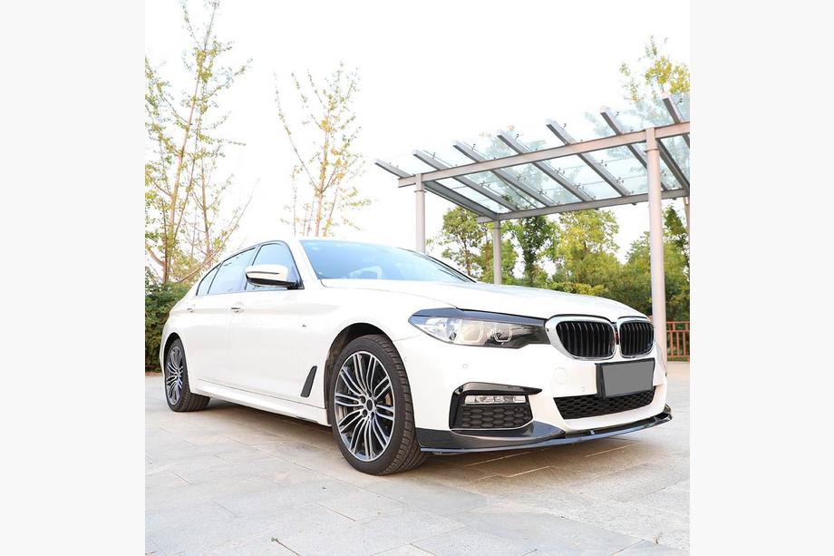 BMW 5-serien G30/G31 2017–2023 Frontläpp till stötfångare FRP V7 (2017-2020 M-Sport) Foto 4