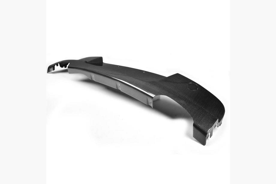 BMW 1-serie E81/E82/E87/E88 2004–2011 Bakre stötfångardiffuser V3 (för E87 M-Sport, kolfiber) Image