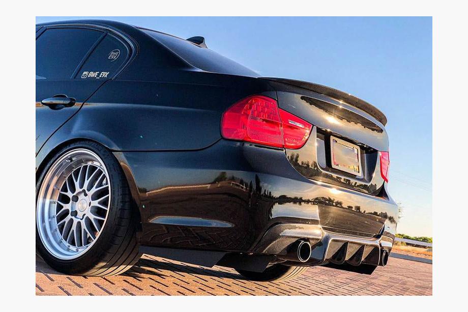 BMW 3-serie E90/E91 2005–2011 Bakre stötfångardiffusor (för E90 M-Sport, kolfiber) Foto 4