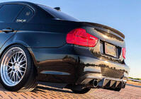 BMW 3-serie E90/E91 2005–2011 Bakre stötfångardiffuser FRP V4 (för E90 M Sport) foto 3