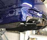 BMW 3-serien E92/E93 2006–2013 Bakre stötfångardiffusor V6 (för M3, kolfiber) foto 2