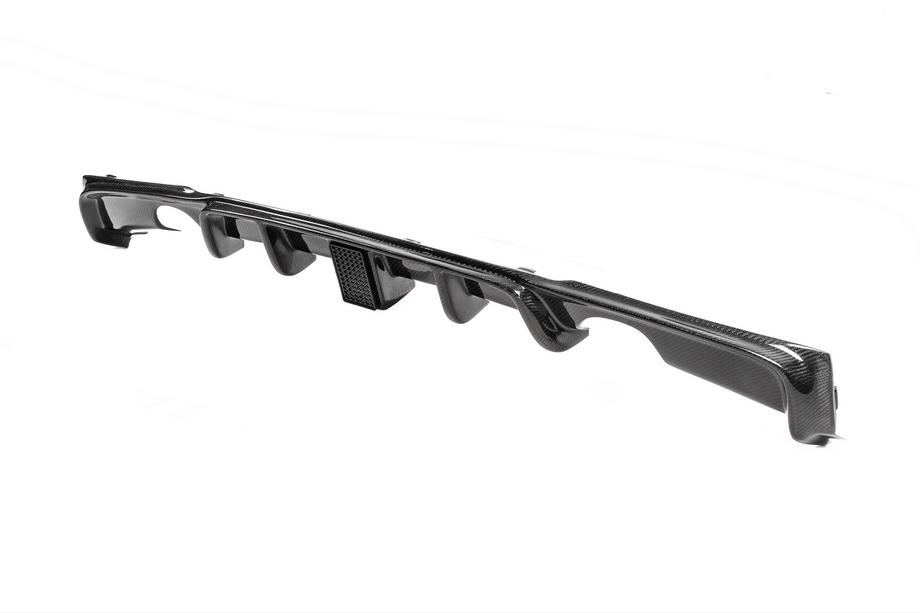 BMW 3-serien F30/F31 2012–2019 Bakre stötfångardiffusor V2 (för F30 M-Sport, kolfiber) Foto 6