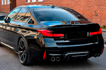 BMW 5-serien G30/G31 2017–2023 Bakre stötfångardiffuser V1 (för M5 F90, kolfiber) foto 1