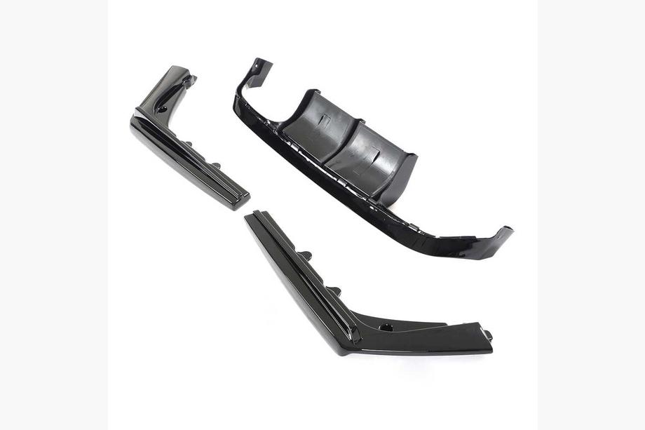 BMW 4-serie F32/F33/F36 2012–2020 Bakre stötfångardiffusor i carbon ABS V14 (för F82/F83) Foto 4