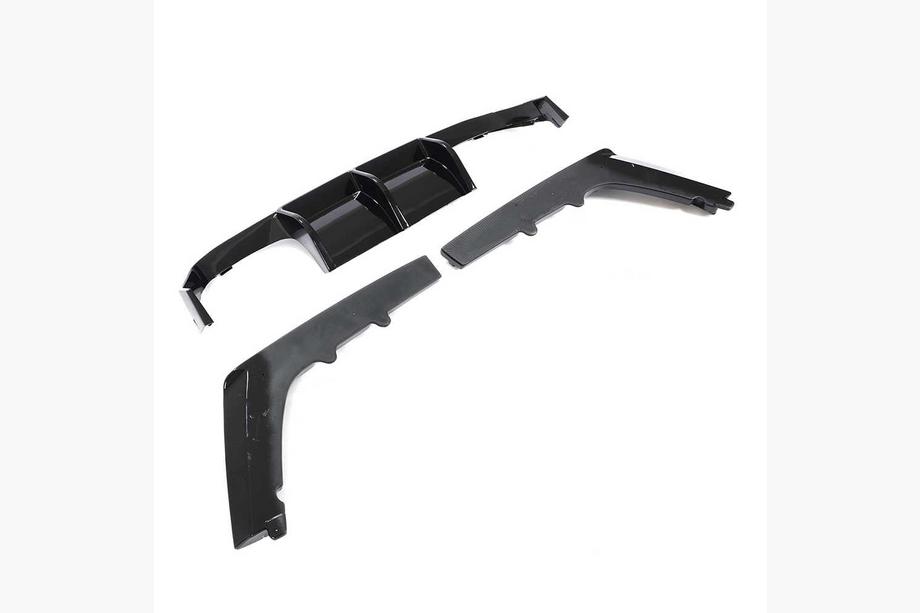 BMW 4-serie F32/F33/F36 2012–2020 Bakre stötfångardiffusor i carbon ABS V14 (för F82/F83) Foto 8