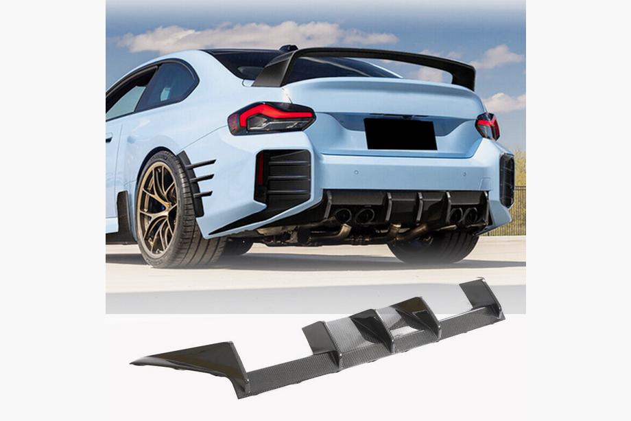 BMW 2-serie G42 2021– Bakre stötfångardiffusor V3 (för G87, kolfiber) Image