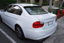 BMW 3-serie E90/E91 2005–2011 Bagageluckespoiler V1 (för E90, kolfiber) foto 3