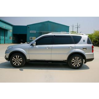 Yttre kromlister runt rutorna (4 st, rostfritt stål) SsangYong Rexton I 2001–2017 foto 3