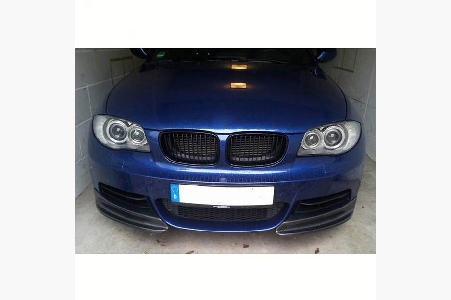 BMW 1-serie E81/E82/E87/E88 2004–2011 Flaps till främre stötfångare Flap (för E82/E88 M-Sport, kolfiber) Foto 3