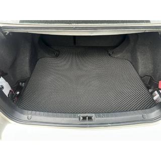Bagagerumsmatta (SD, svart) Toyota Avensis 2003–2009 foto 1