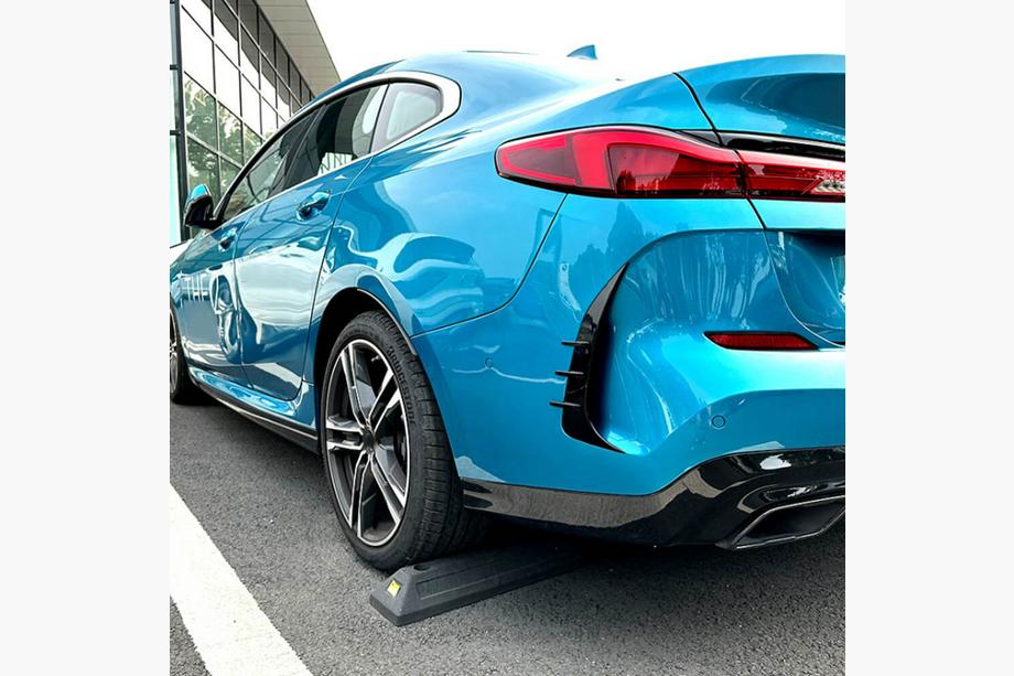 BMW 2-serie Gran Coupe F44 2020–2024 Bakre stötfångarläppar Flap ABS Foto 3