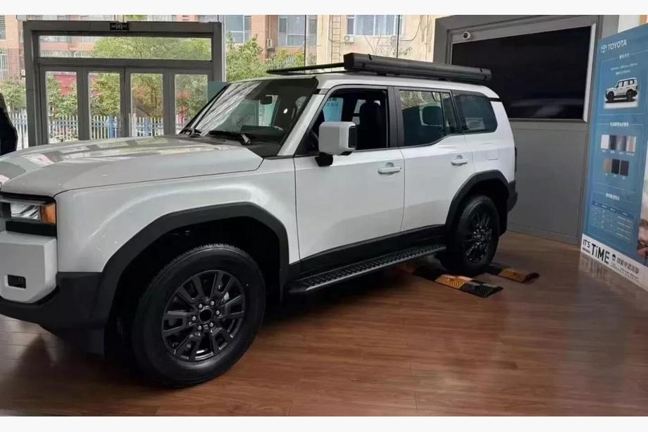 Toyota Land Cruiser Prado 250 2023– Sidosteg (2 st) Image