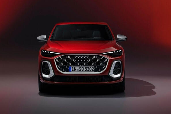 Audi SQ5 Sportback 2025: test av den sportiga crossover-coupén
