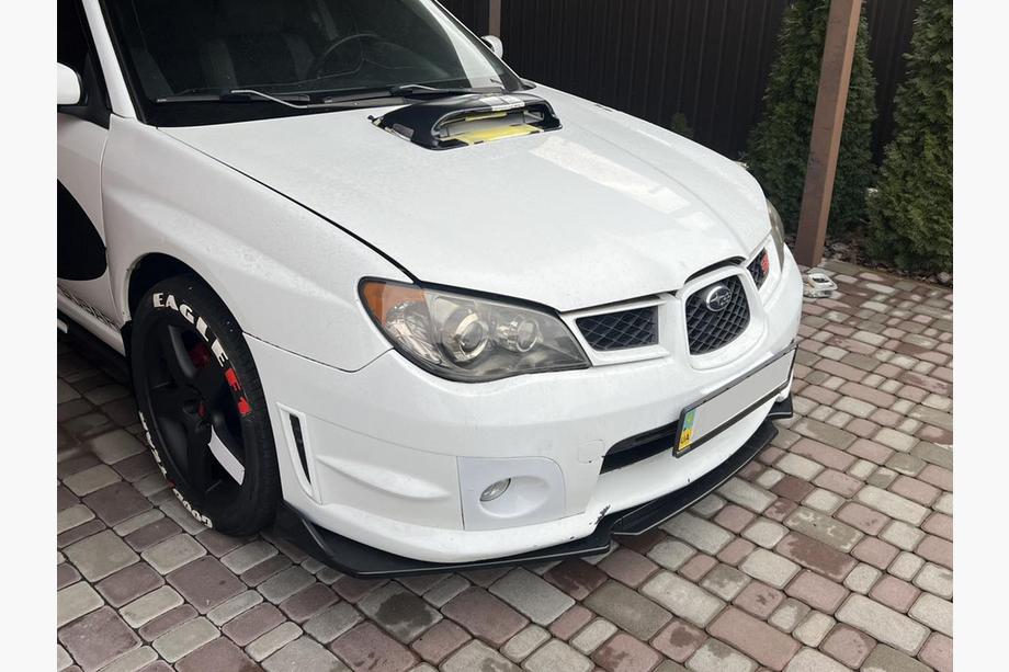 Subaru Impreza 2000–2007 Frontläppspoiler Niken Black (ABS) Foto 3