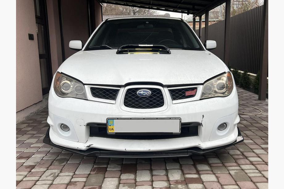 Subaru Impreza 2000–2007 Frontläppspoiler Niken Black (ABS) Foto 4