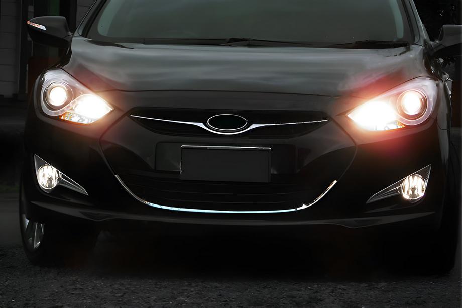 Hyundai I-40 2011–2019 Grillram (1 st, rostfritt) Image