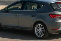 Seat Leon 2013–2020 Sidofönsterlister (5-dörrars, 8 st, rostfritt) foto 1