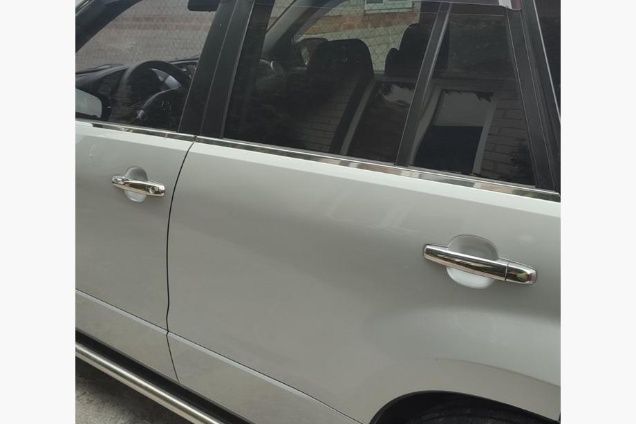 Suzuki Grand Vitara 2005–2017 Handtagsskydd (5 st, rostfritt stål, utan chip) Foto 1