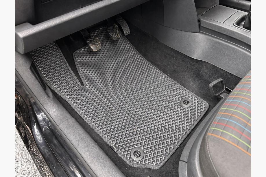Volkswagen Polo 2001–2009 EVA-bilmattor (HB, 3/5-dörrars, grå) Image