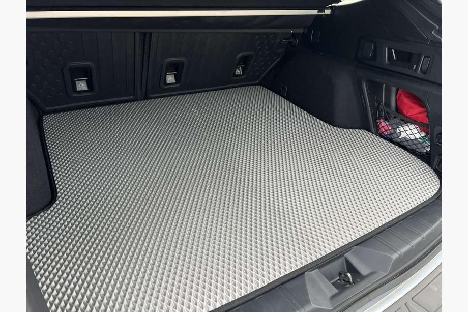 Subaru Outback 2019– EVA bagagerumsmatta (grå) Image