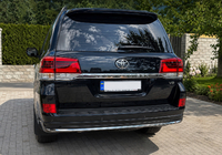 Toyota Land Cruiser 200 2007–2021 Bakre diffuser med krom 2016-2021 (Executive 2019/2021) Svart färg foto 2