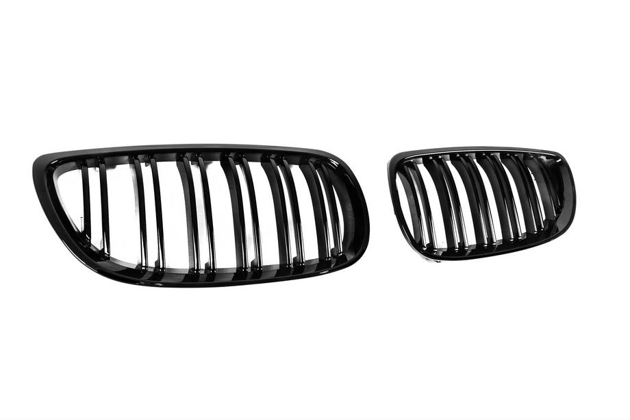 BMW 3-serien E92/E93 2006–2013 Njurgaller M-Look (för 2007-2010 non-M / 2008-2013 M3, blanksvart) Foto 5