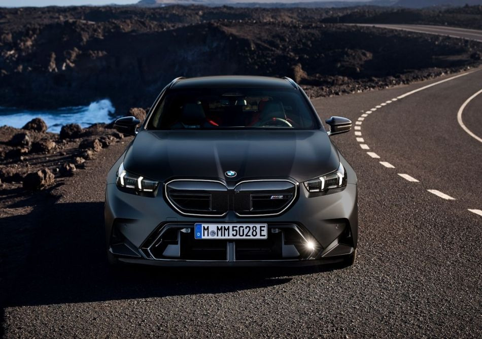 Test av BMW M5 Touring 2024 – sportkombin