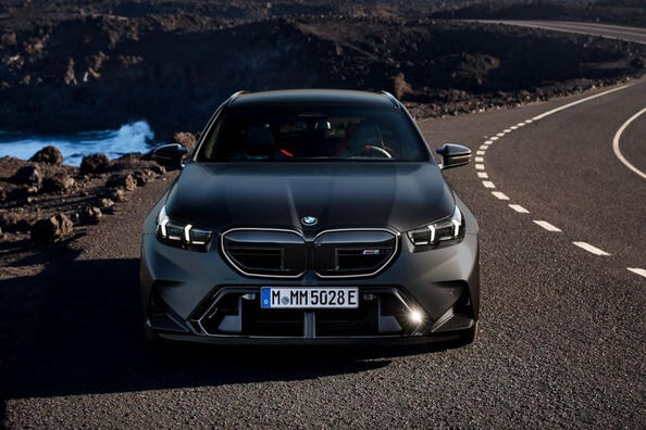 Test av BMW M5 Touring 2024 – sportkombin