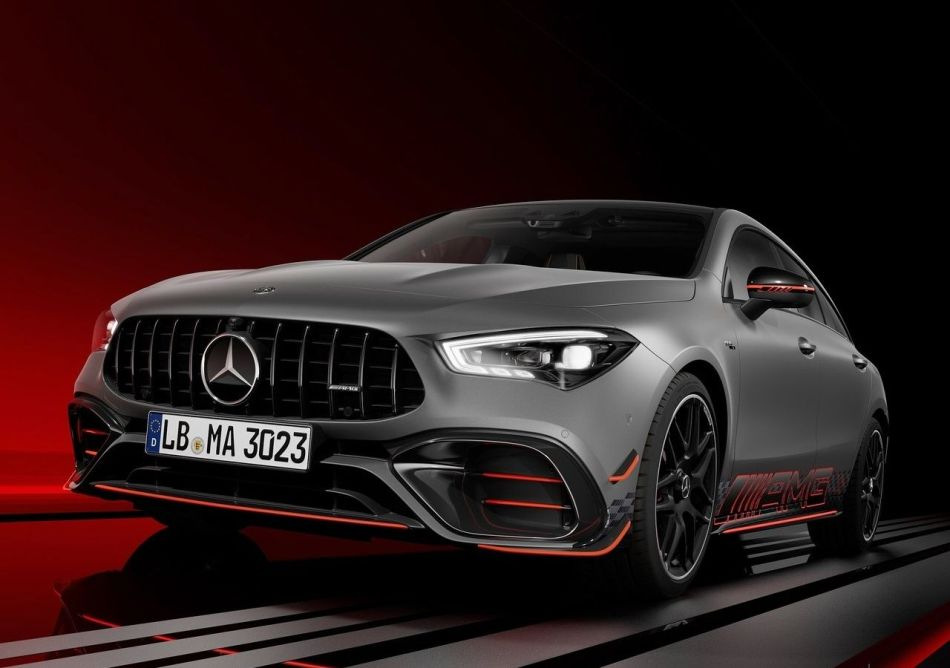 Test av den uppdaterade Mercedes-Benz CLA Shooting Brake (X118)