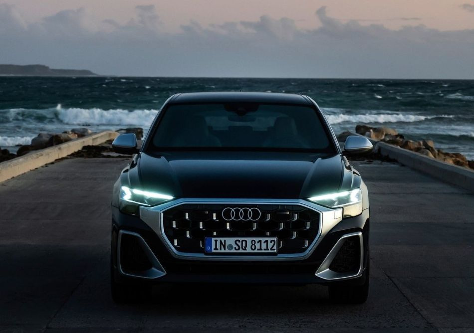 Audi SQ8: test av den sportiga crossover-coupén